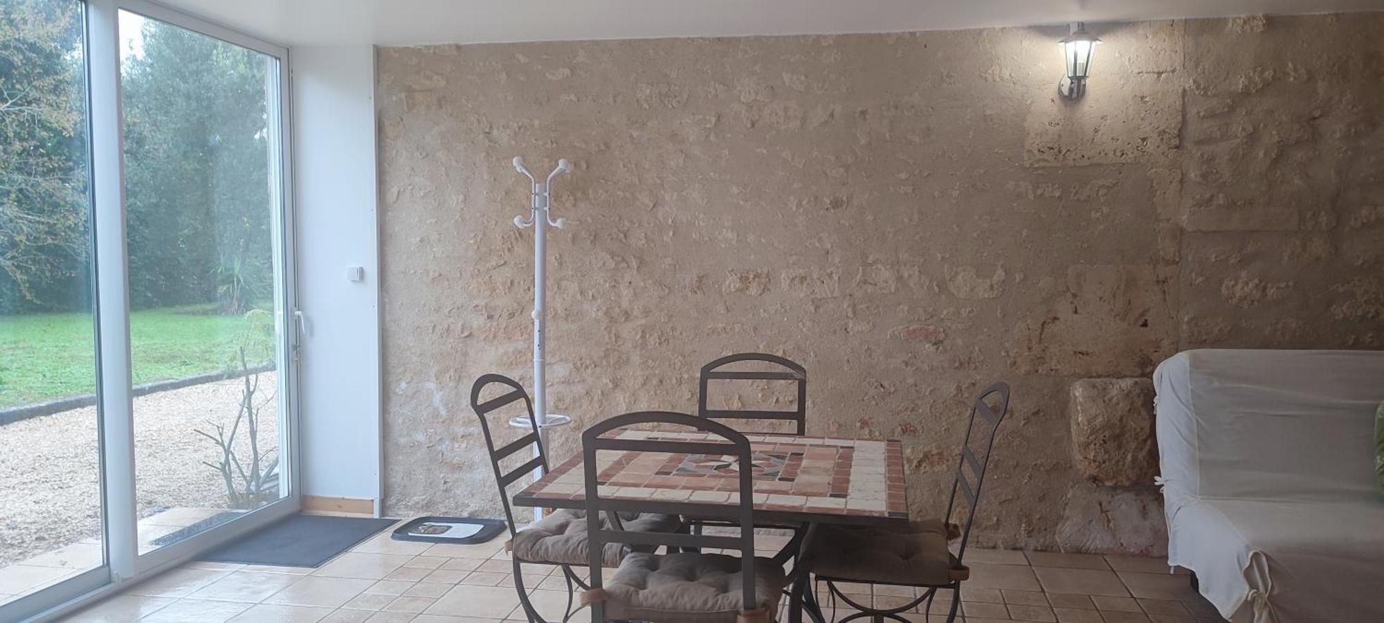 Gîte ANIS Gémozac Extérieur photo